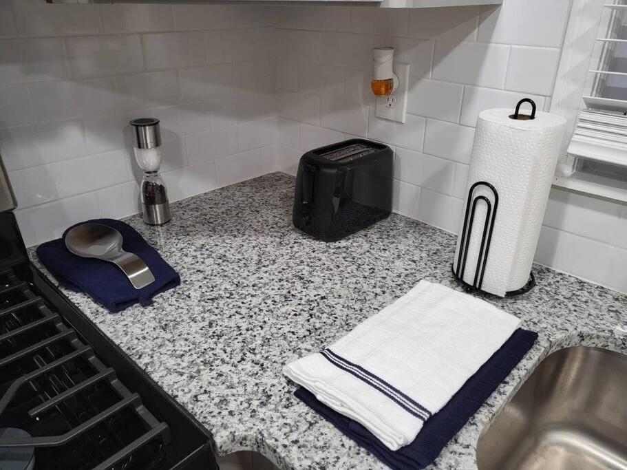 Rare Find! Private Heated Pool & Spa - Entire Home Near Atl City Center Atlanta Dış mekan fotoğraf