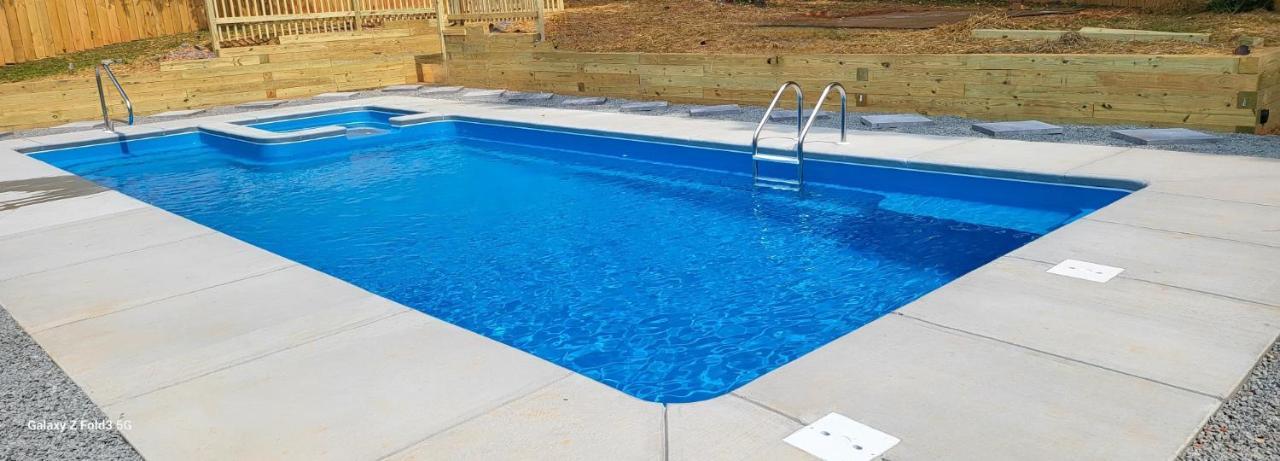 Rare Find! Private Heated Pool & Spa - Entire Home Near Atl City Center Atlanta Dış mekan fotoğraf